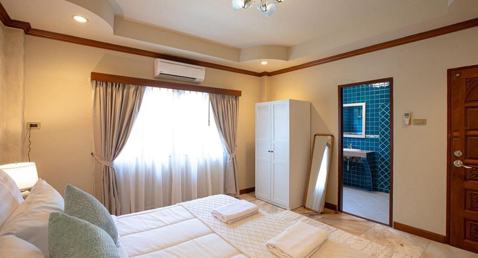 Villa zum Kauf mit 5 Zimmer in Mueang Phuket, Phuket
