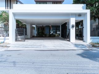 À vendre 3 chambres villa à Na Jomtien, Pattaya