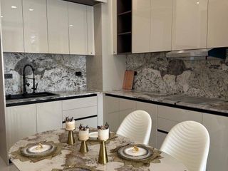 For sale 4 ベッドルーム townhouse in Bang Lamung, Chonburi