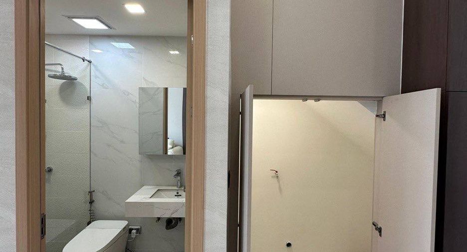 For sale 4 bedrooms townhouse in Bang Lamung, Chonburi