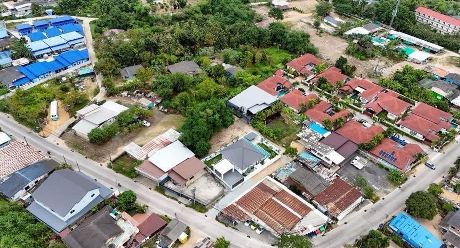 For sale 3 bedrooms villa in East Pattaya, Pattaya