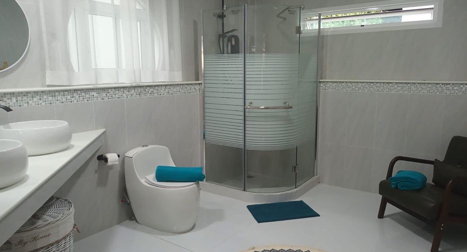 For sale 4 bedrooms villa in Mueang Phuket, Phuket