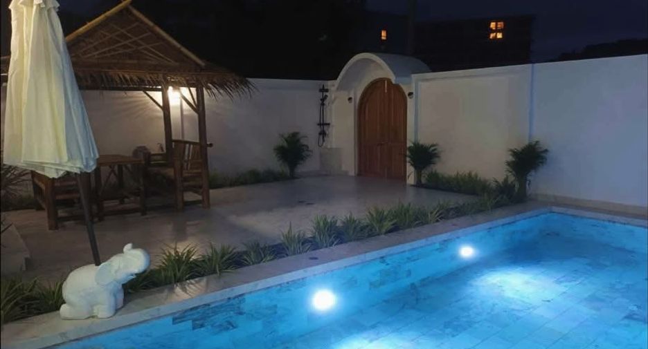 For sale 4 bedrooms villa in Mueang Phuket, Phuket