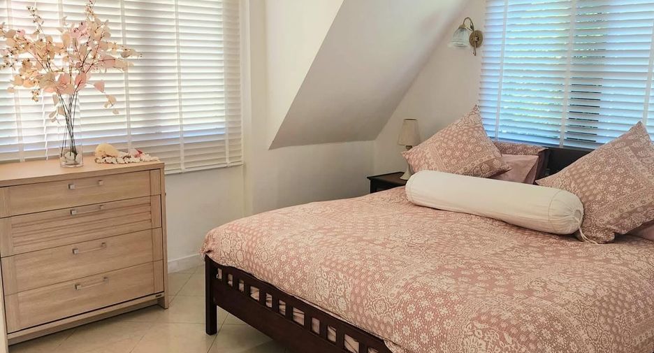 For sale 3 bedrooms villa in Mueang Phuket, Phuket