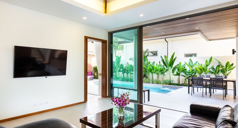 For sale 4 bedrooms villa in Mueang Phuket, Phuket