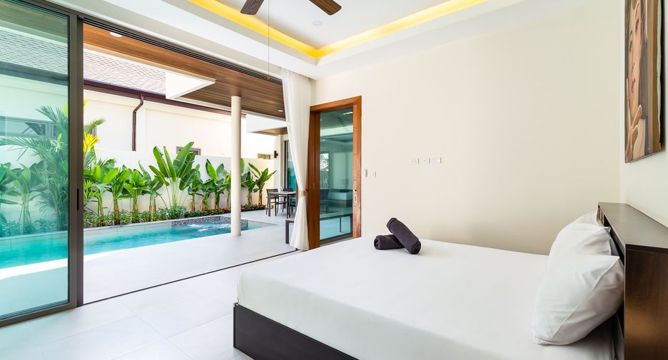 For sale 4 bedrooms villa in Mueang Phuket, Phuket
