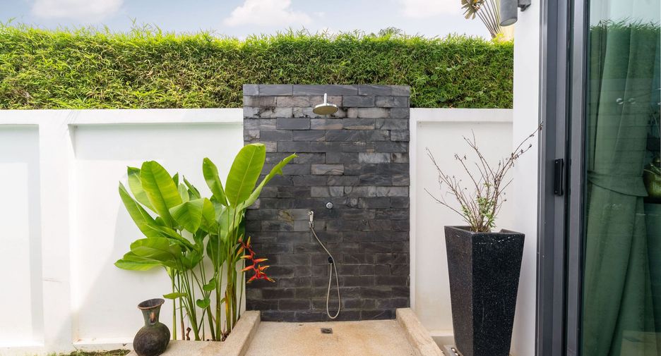 For sale 2 bedrooms villa in Mueang Phuket, Phuket