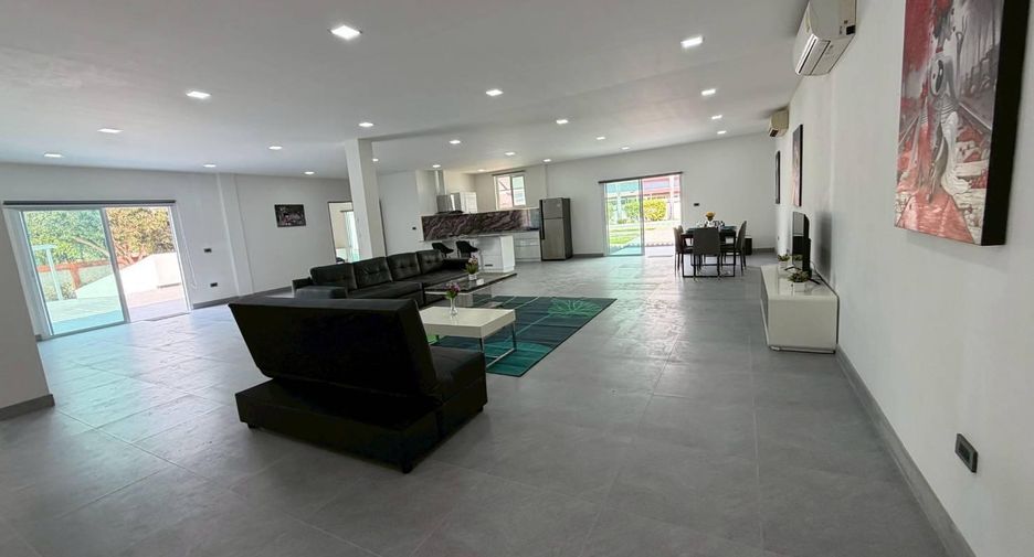 À vendre 6 chambres villa à East Pattaya, Pattaya
