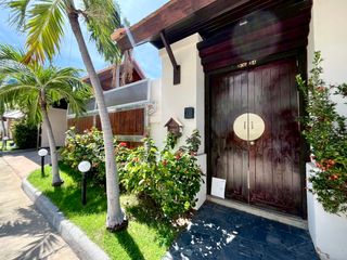Villa zum Kauf mit 4 Zimmer in Bang Lamung, Chonburi