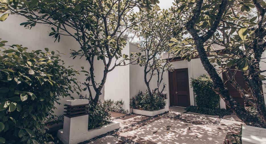 For sale 4 bedrooms villa in Thalang, Phuket