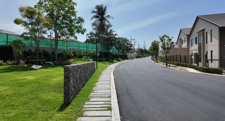 出售 3 卧室 独立屋 在 Bang Lamung, Chon Buri