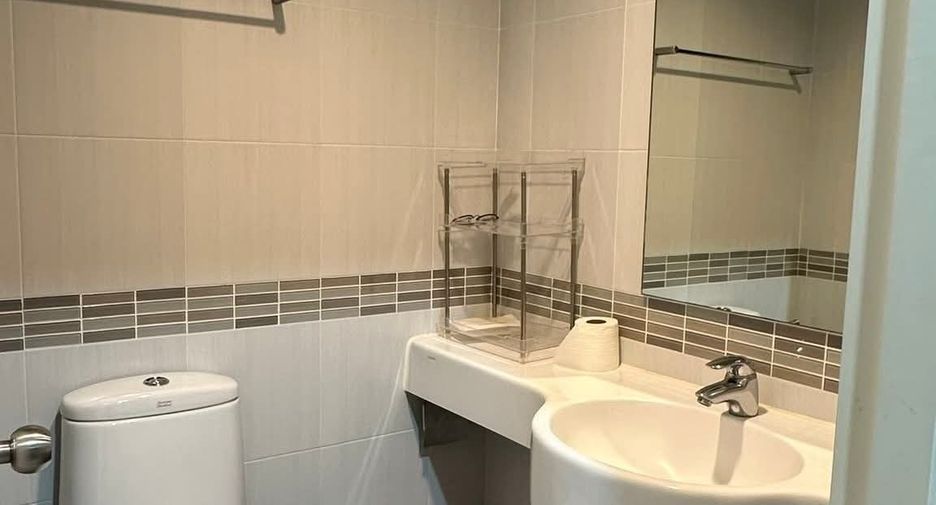 For rent 1 bed condo in Huai Khwang, Bangkok