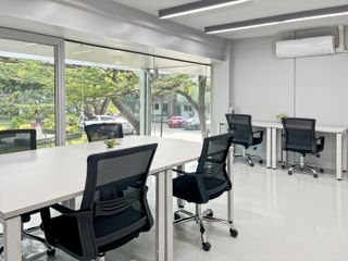 For rent office in Mueang Chiang Mai, Chiang Mai