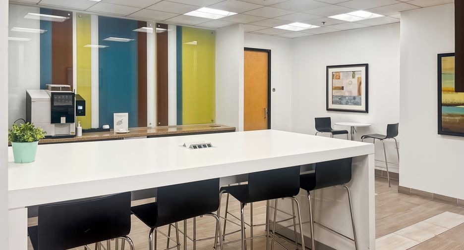 Büro zur Miete in Mueang Phuket, Phuket