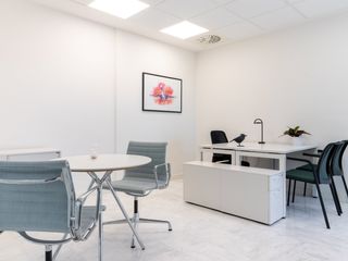 For rent office in Yan Nawa, Bangkok