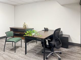 For rent office in Yan Nawa, Bangkok