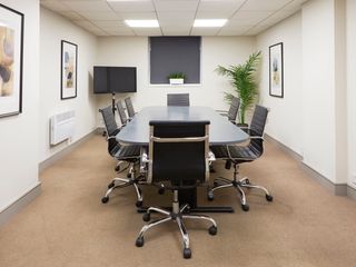 For rent office in Yan Nawa, Bangkok