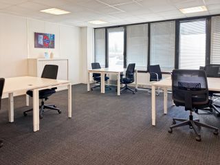 For rent office in Yan Nawa, Bangkok