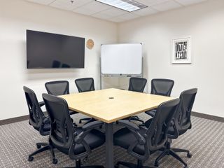 For rent office in Yan Nawa, Bangkok