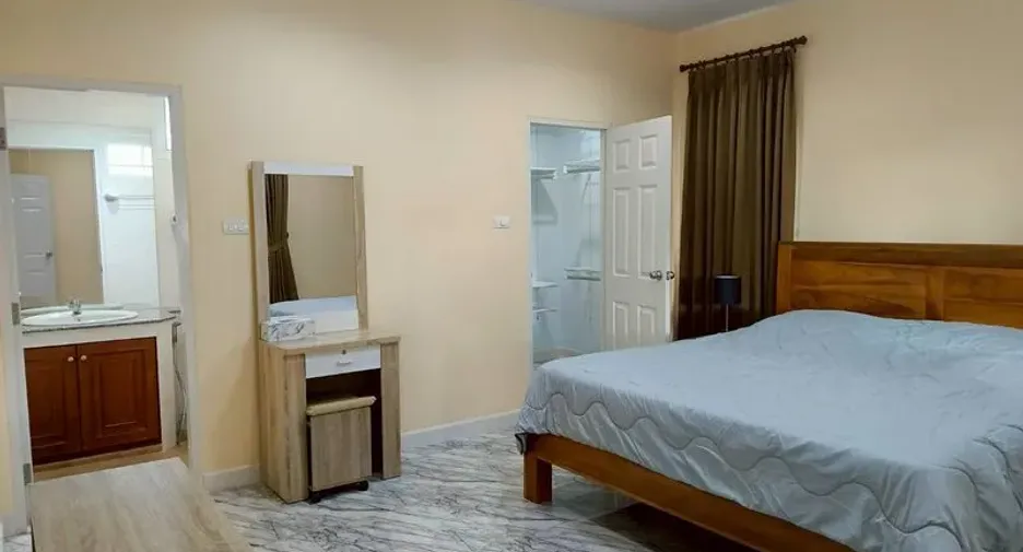 For rent 4 bedrooms house in Hang Dong, Chiang Mai