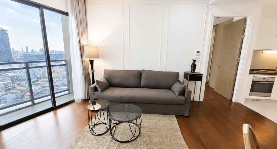 For rent 2 bedrooms condo in Khlong Toei, Bangkok