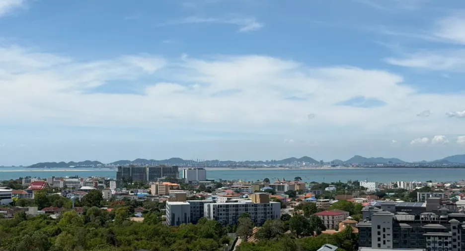Haus zum Kauf mit 1 Zimmer in Bang Lamung, Chonburi