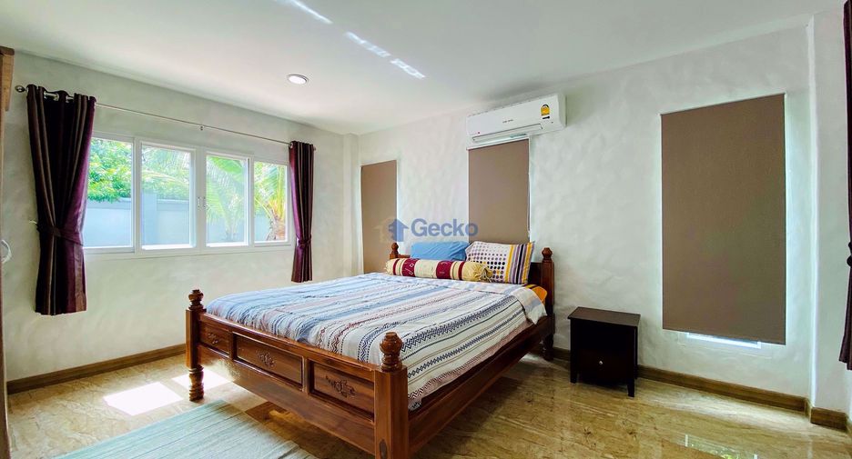 Casa en alquiler de 5 habitaciones en East Pattaya, Pattaya