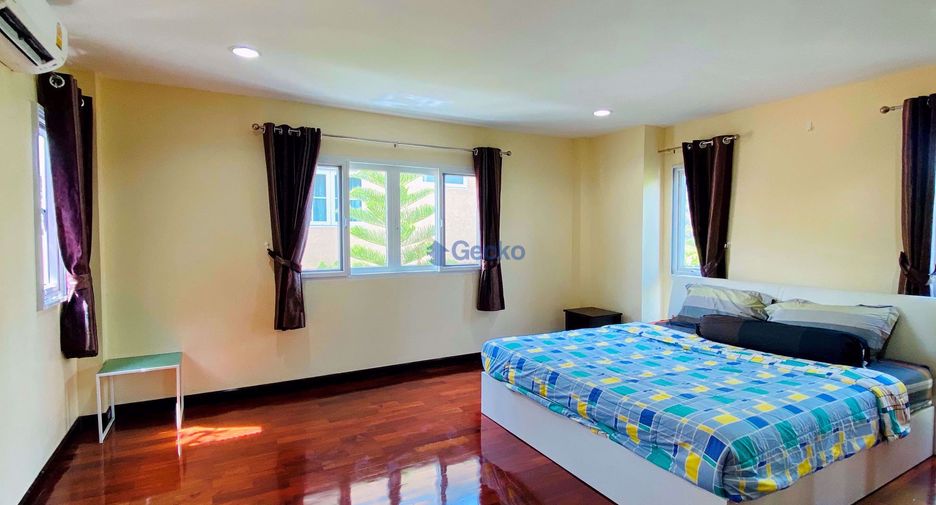Casa en alquiler de 5 habitaciones en East Pattaya, Pattaya