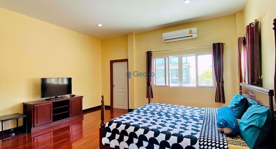 Casa en alquiler de 5 habitaciones en East Pattaya, Pattaya