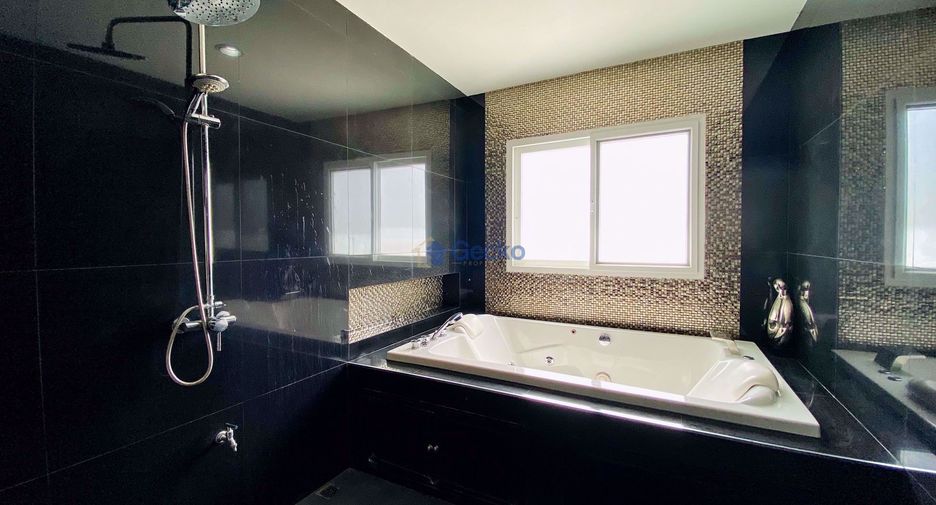 Casa en alquiler de 5 habitaciones en East Pattaya, Pattaya