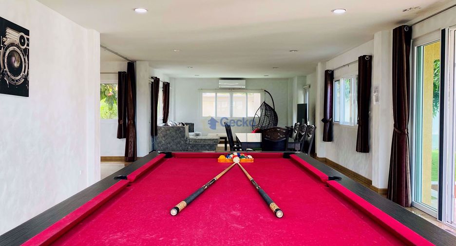Casa en alquiler de 5 habitaciones en East Pattaya, Pattaya