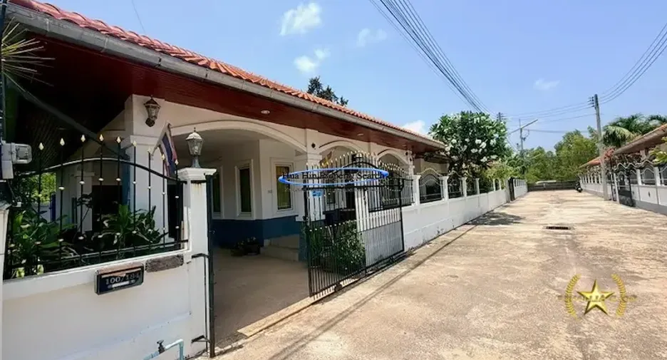 For sale 3 bedrooms house in Hua Hin, Prachuap Khiri Khan