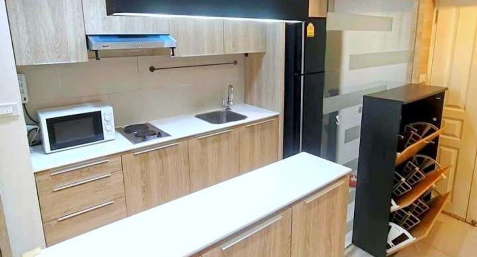 Wohnung zur Miete mit 2 Zimmer in Khlong Toei, Bangkok