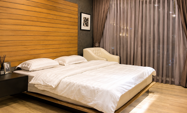 For rent and for sale 1 bed condo in Khlong Toei, Bangkok