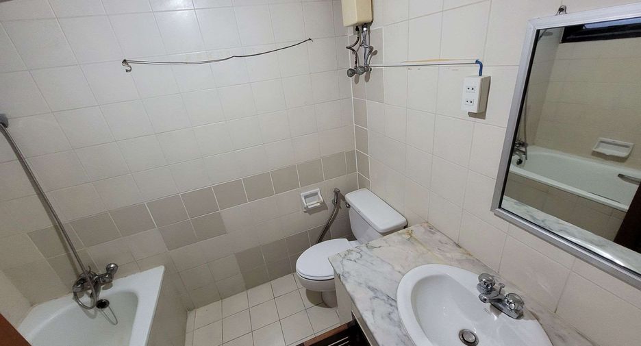 Wohnung zur Miete mit 2 Zimmer in Watthana, Bangkok