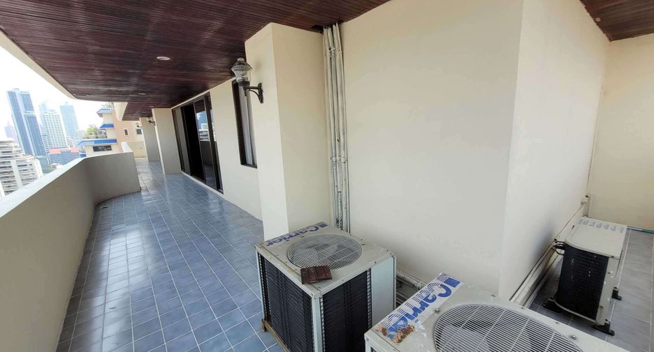 Condo en alquiler de 4 habitaciones en Watthana, Bangkok