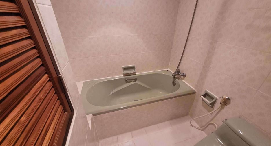For rent 3 ベッドルーム condo in Watthana, Bangkok