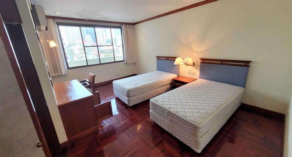 For rent 3 ベッドルーム condo in Watthana, Bangkok
