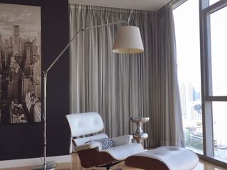 For rent 3 bedrooms condo in Pathum Wan, Bangkok