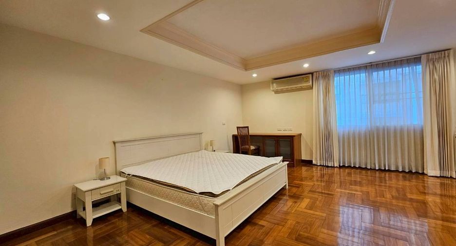 À louer 3 chambres condo à Khlong Toei, Bangkok