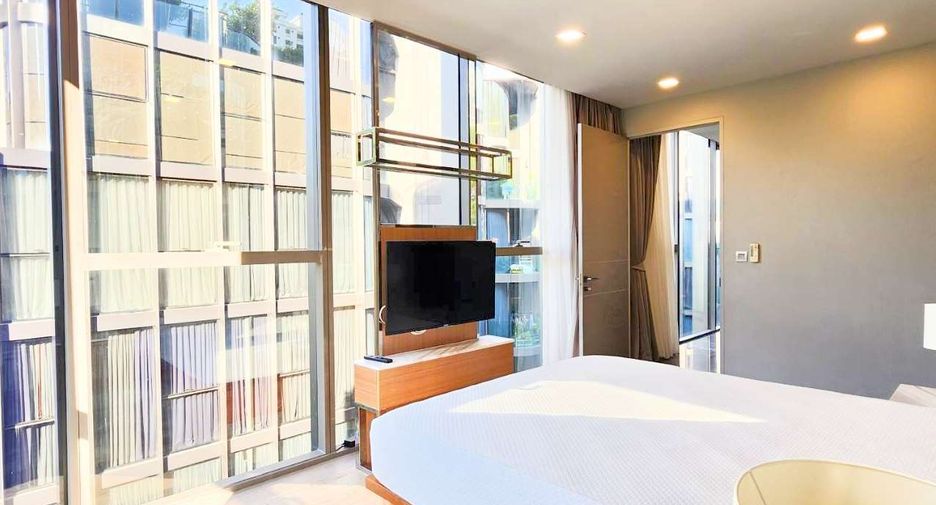 For rent 3 bedrooms condo in Watthana, Bangkok