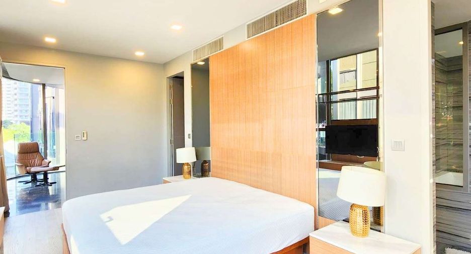 For rent 3 bedrooms condo in Watthana, Bangkok