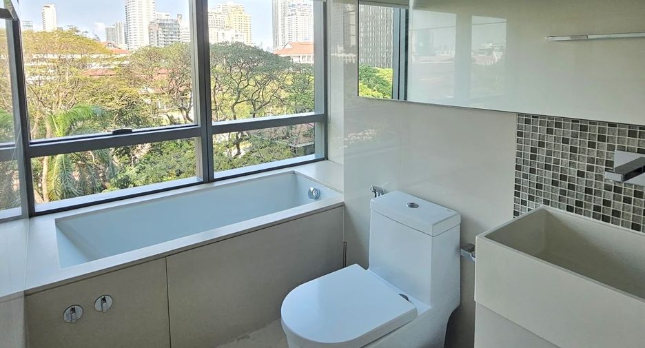 Wohnung zur Miete und zum Kauf mit 2 Zimmer in Watthana, Bangkok