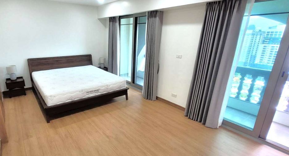 For rent 2 ベッドルーム condo in Watthana, Bangkok