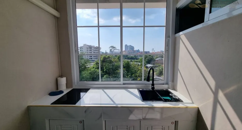 For sale 1 bed condo in Bang Lamung, Chonburi