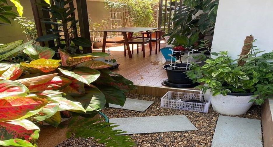 Haus zum Kauf mit 5 Zimmer in Sattahip, Chonburi