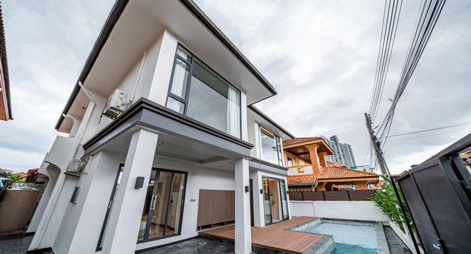 À vendre 6 chambres villa à Jomtien, Pattaya