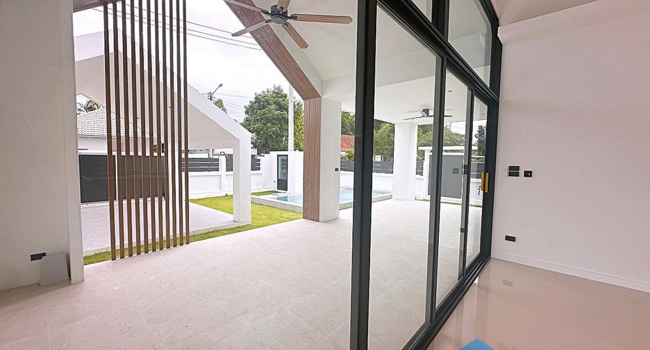 ขาย 3 ห้องนอน วิลล่า ใน พัทยาตะวันออก, พัทยา