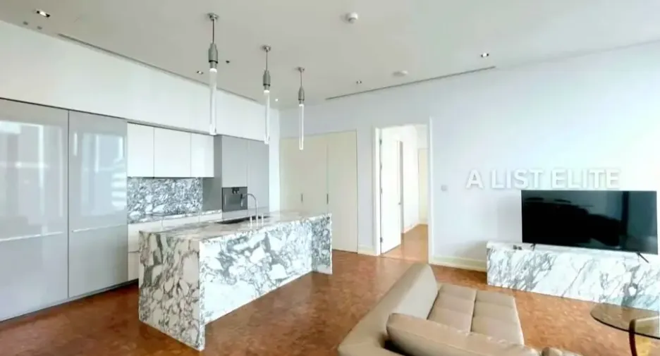 For rent 2 bedrooms condo in Sathon, Bangkok