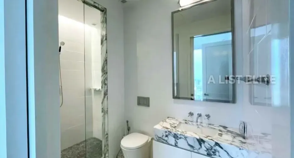 For rent 2 bedrooms condo in Sathon, Bangkok